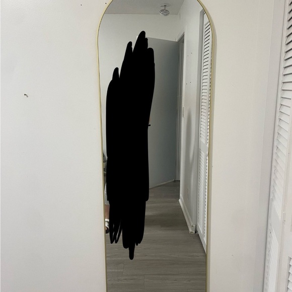 Elegant Gold Arched Wall Mirror